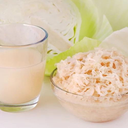 Λάχανο + λεμόνι: Ο τέλειος χυμός για φυσική αποτοξίνωση και αδυνάτισμα