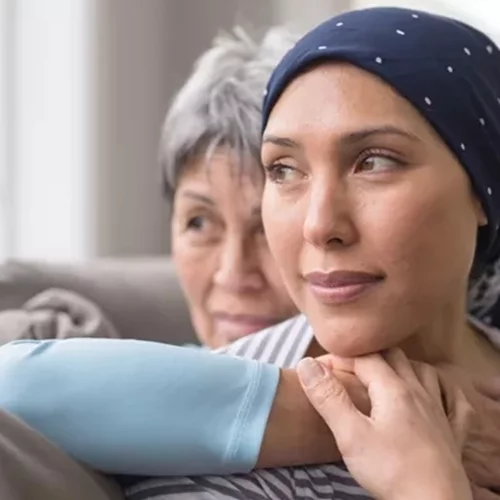 Πώς να βοηθήσω ένα οικείο μου πρόσωπο που έχει διαγνωσθεί με καρκίνο;