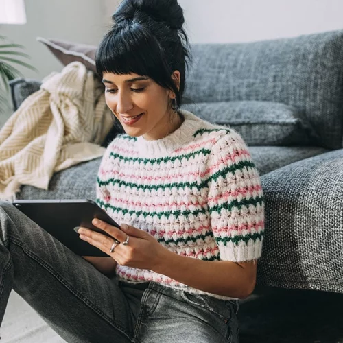 AI in Entertainment: Το tablet που γνωρίζει ποια σειρά θες να δεις σήμερα (και κάθε μέρα)