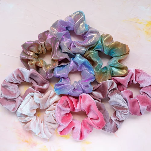 Ένας ευφάνταστος τρόπος για να φορέσεις τα scrunchies σου