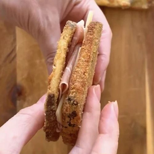 Τοστάκι με μελιτζάνα αντί για ψωμί - Το πιο ελαφρύ σνακ του καλοκαιριού