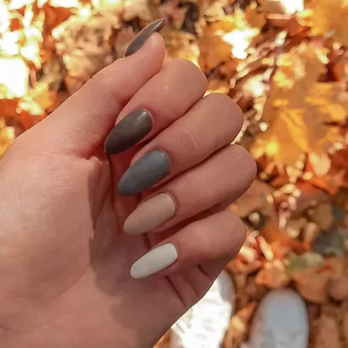 Το μικρό twist που θα "μεταμορφώσει" τα νύχια σου φέτος το φθινόπωρο