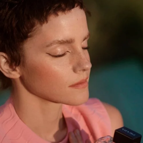 Αυτό είναι το καλύτερο άρωμα που θα σε κάνει να μοσχοβολάς όλη μέρα