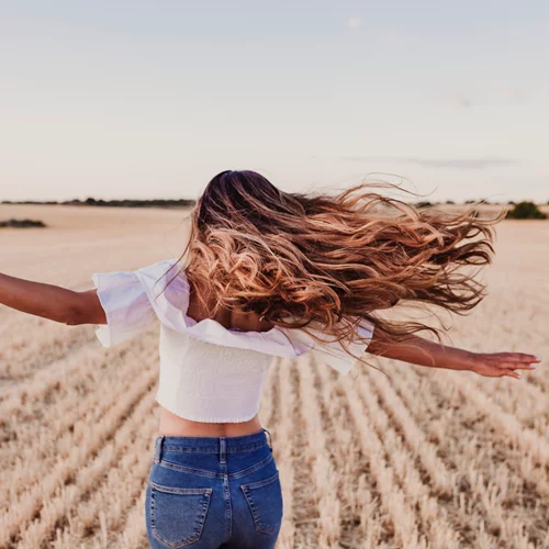Τα καλύτερα κουρέματα για σπαστά και ατίθασα μαλλιά