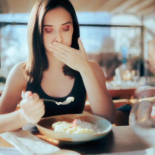 Γαστροοισοφαγική παλινδρόμηση: 11 τροφές που μειώσουν την καούρα στον οισοφάγο