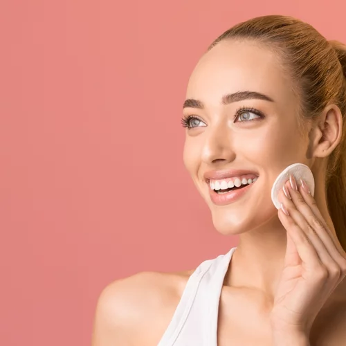 4 βήματα για την καθημερινή περιποίηση του προσώπου σας