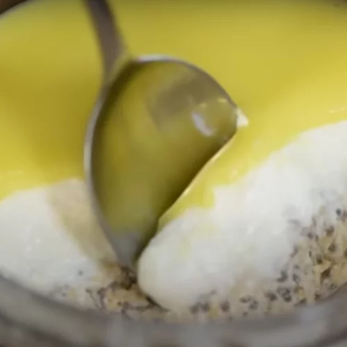 Δροσιστικό και γλυκό πρωινό: Οvernight oats με γεύση cheesecake λεμόνι!