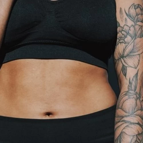 Πλαϊνά παχάκια: 4 συμβουλές για να τα εξαφανίσεις και να χτίσεις ένα πιο υγιές σώμα