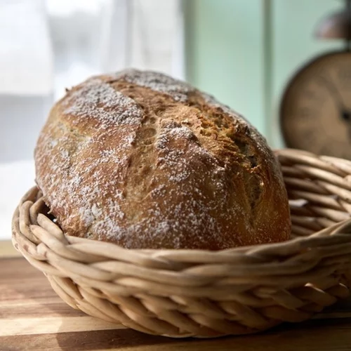 Το μέρος στην κουζίνα που δεν πρέπει ποτέ να αποθηκεύεις το ψωμί - ο λόγος είναι σημαντικός