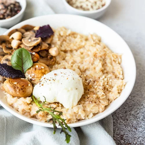 Δέκα συνδυασμοί toppings για να δοκιμάσεις αλμυρό porridge