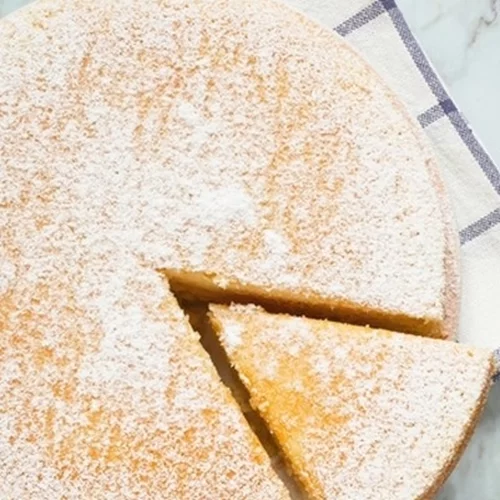 Το πιο αφράτο κέικ με γιαούρτι: Διαιτητικό cloud κέικ με 3 μόλις υλικά - φανταστικό και χωρίς κόπο