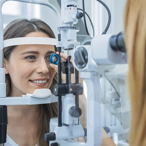 Παγκόσμια Ημέρα Κερατόκωνου: 10 facts για την οφθαλμοπάθεια που απειλεί τους νέους