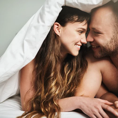 Νέα έρευνα: Αυτή είναι η διατροφή που μειώνει την ακράτεια και βελτιώνει το σεξ