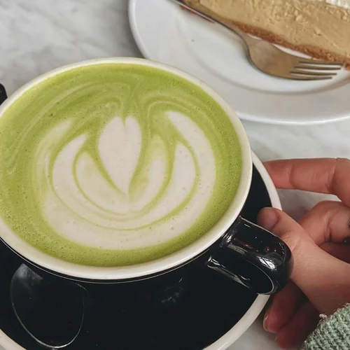 Matcha Latte: Tο trend της εποχής και πού θα το βρεις στην Αθήνα
