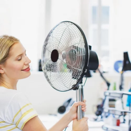 Εξάψεις στην εμμηνόπαυση: Μόλις εγκρίθηκε το πρώτο φάρμακο για την κατάσταση αυτή