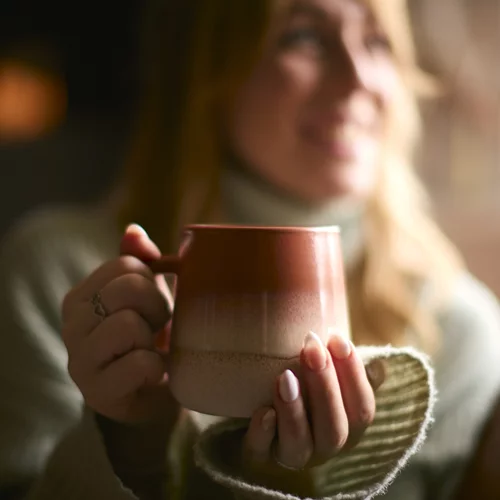 Το καλύτερο τσάι για να εξαφανίσεις το φούσκωμα, σύμφωνα με τη διατροφολόγο