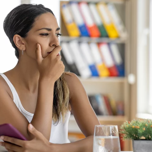 Πώς να καταπολεμήσεις τη μοναξιά στη σχέση σου