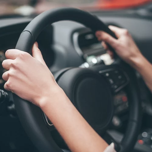 Το σοβαρό λάθος που κάνουν οι οδηγοί και αυξάνει τον κίνδυνο τροχαίου, ειδικά τον χειμώνα  – Μήπως το κάνεις κι εσύ;