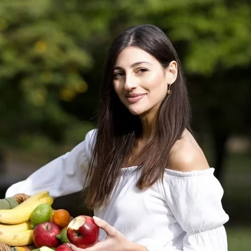 Βασιλική Τσερτσελή: 5 viral συνταγές της wellness creator που λατρεύει το TikTok