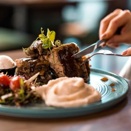 Οι ψυχολογικοί παράγοντες που μας οδηγούν στην κατανάλωση κρέατος