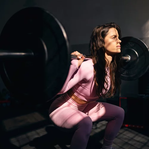 Προπόνηση με βάρη: Οι 4 μεγαλύτεροι μύθοι – και τι ισχύει πραγματικά