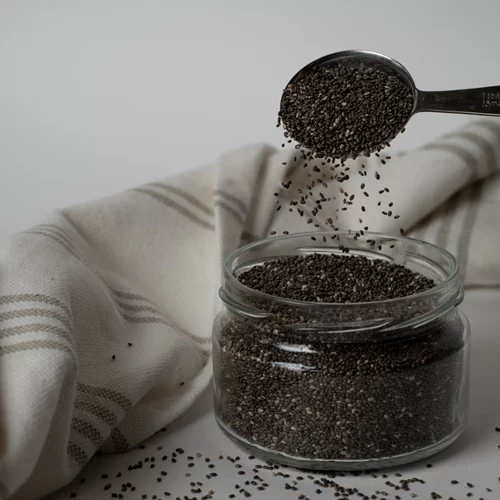 Μαύρο σουσάμι: Το superfood που θα αλλάξει τη διατροφή σου