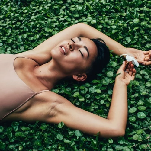 Αυτό είναι το καλύτερο φυσικό έλαιο περιοποίησης για όλους τους τύπους μαλλιών