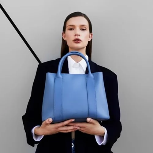 Carpisa: Παρουσιάζει τη νέα συλλογή για το Φθινόπωρο/ Χειμώνα 2023-24