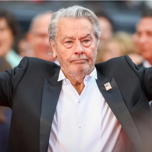 Ο Αλέν Ντελόν αποφάσισε να πεθάνει με ευθανασία και ο γιος του δέχτηκε να τον βοηθήσει