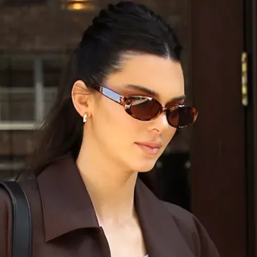 Αντίο κλάμερ: Τα banana clips είναι τα αξεσουάρ που θα βλέπουμε παντού φέτος