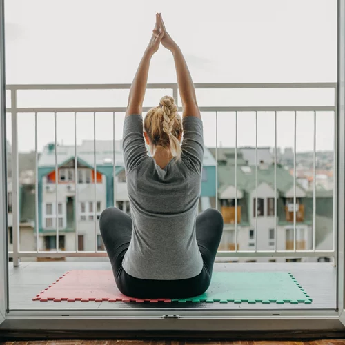 Είσαι 40 και θέλεις επίπεδη κοιλιά; Η άσκηση που προτείνεται να ακολουθήσεις