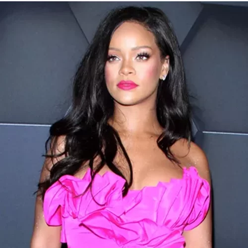 Rihanna: To μόνο beauty προϊόν που χρησιμοποιεί κατά τη διάρκεια της εγκυμοσύνης της