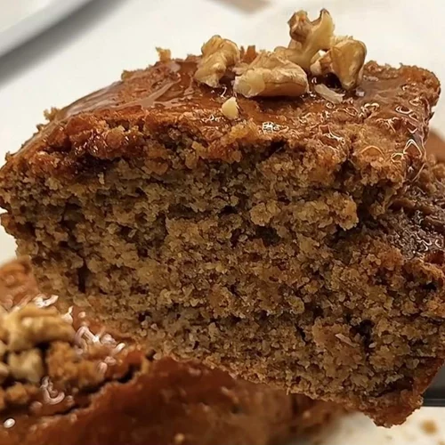 Κέικ μελομακάρονο χωρίς βούτυρο και αλεύρι - η πιο υγιεινή παραλλαγή με ελάχιστες θερμίδες