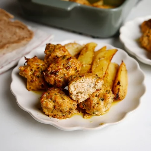 Αφράτα κεφτεδάκια κοτόπουλου με cottage στο φούρνο - Τόσο μαμαδίστικα και τόσο υγιεινά!