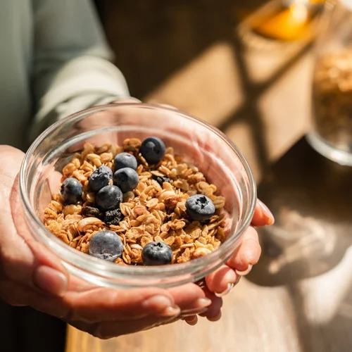 Προστάτευσε τη μνήμη σου: Οι 6 τροφές που μειώνουν τον κίνδυνο άνοιας έως και 40%