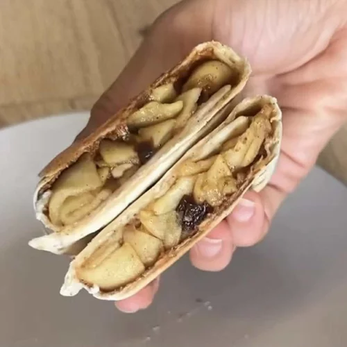 Η πιο εύκολη και νόστιμη μηλόπιτα στην τοστιέρα - χωρίς κόπο και χωρίς ζύμη!