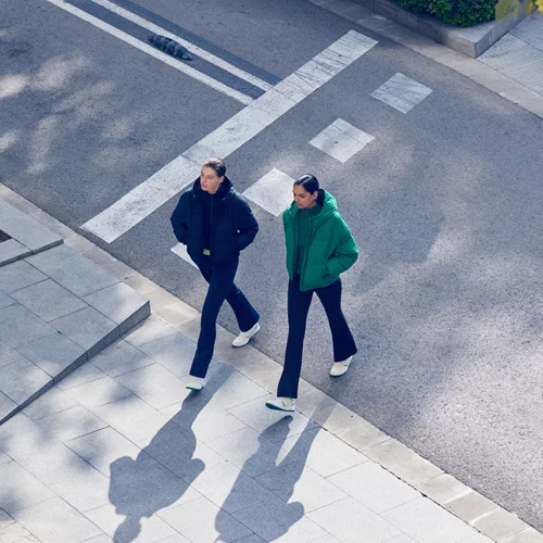 Η τέχνη του αθλητικού στιλ: 10 κομμάτια από τη φθινοπωρινή συλλογή της Oysho για άνετες και στιλάτες εμφανίσεις