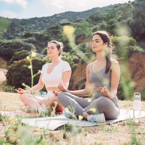 Στάσεις γιόγκα που θα διώξουν το άγχος και την ένταση