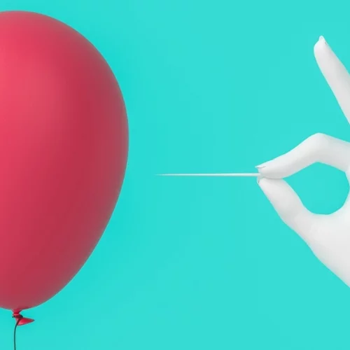 Κατακράτηση υγρών: Πιθανοί λόγοι υγείας για το "φούσκωμα"