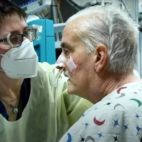 Nτέιβιντ Μπένετ: Ο λήπτης της καρδιάς χοίρου είχε επιτεθεί σε άντρα αφήνοντάς τον ανάπηρο