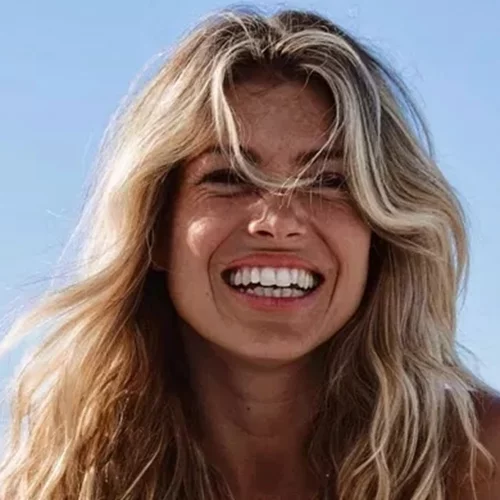 Βάσια Κωσταρά: Το μοντέρνο κούρεμά της που "αφαιρεί" χρόνια από το πρόσωπο