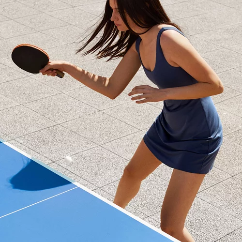 Η Oysho λανσάρει την κολεξιόν Compressive Dress, ένα φόρεμα για όλες τις περιστάσεις