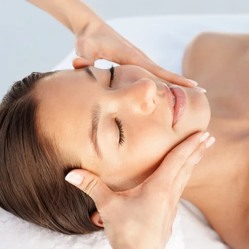 Τι είναι οι λεμφαδένες; Μπορεί το λεμφικό μασάζ να βελτιώσει πραγματικά τη λειτουργία τους;