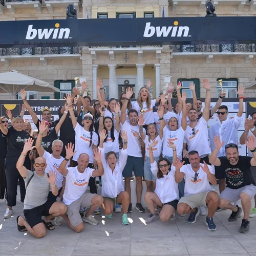 Vichy Laboratoires: Aντιηλιακή προστασία & επιδόσεις  στο Spetses Mini Marathon