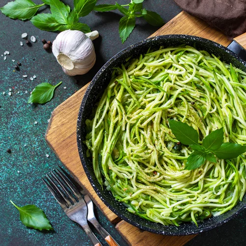 Noodles λαχανικών: 6 συνδυασμοί για ένα χορταστικό γεύμα χωρίς ζυμαρικά