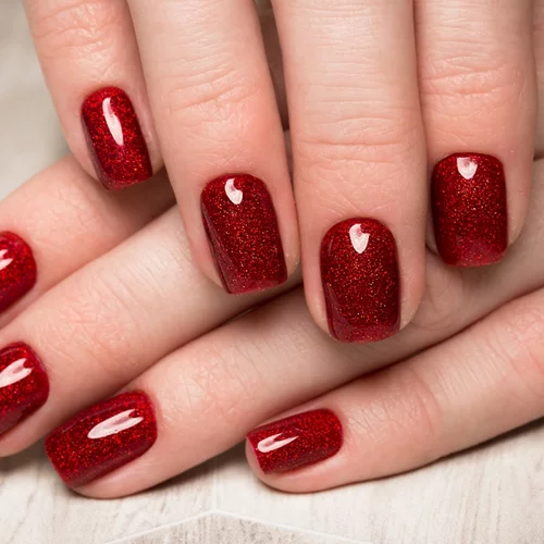 3+1 οφέλη που αποκομίζεις αν κάνεις τακτικά μανικιούρ