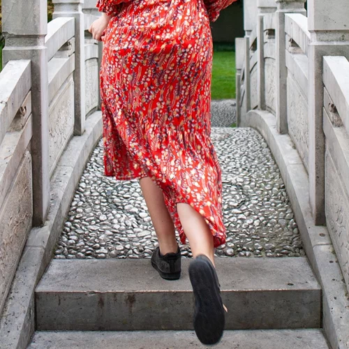 Γιατί νιώθεις τα πόδια σου βαριά και κουρασμένα και πώς να τα ανακουφίσεις;