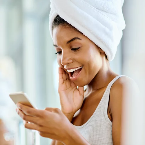 Tα skincare apps που αξίζει να κατεβάσεις στο κινητό σου