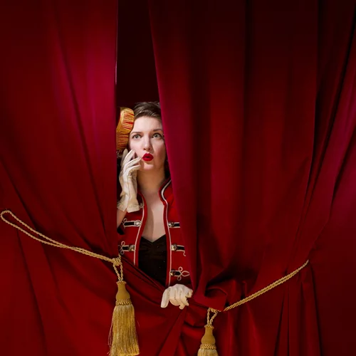 Πώς τα μαθήματα υποκριτικής μπορεί να σε κάνουν καλύτερη