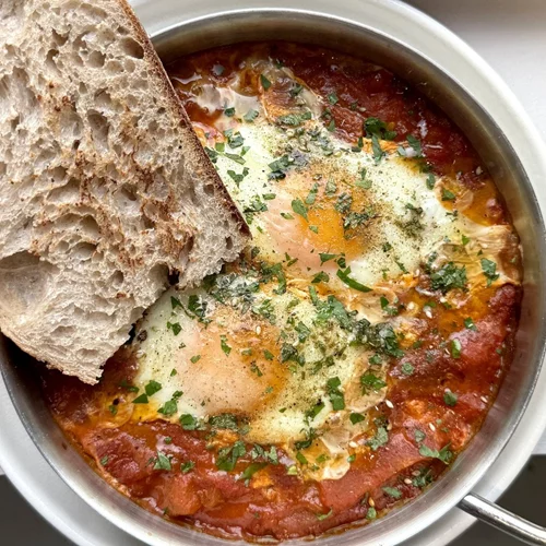 Αυγά κάθε μέρα; 8 γρήγορα combos για πρωινό/βραδινό που σε χορταίνουν